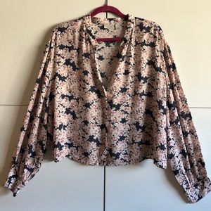 HINGE BUTTON DOWN